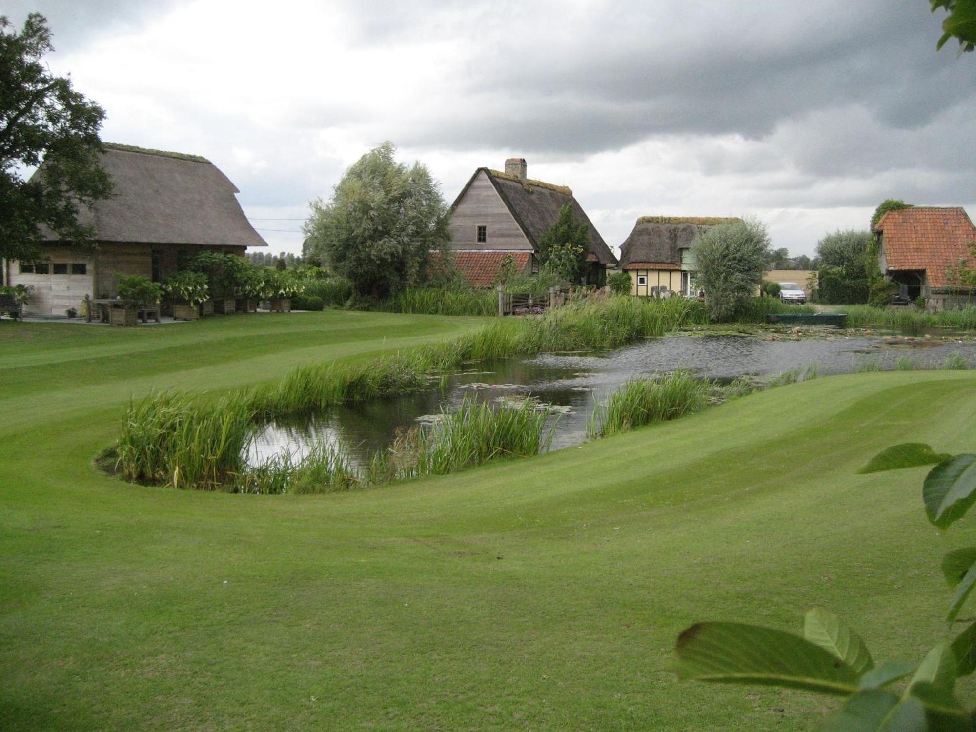 Sint-Coryn Villa Reninge Exteriör bild